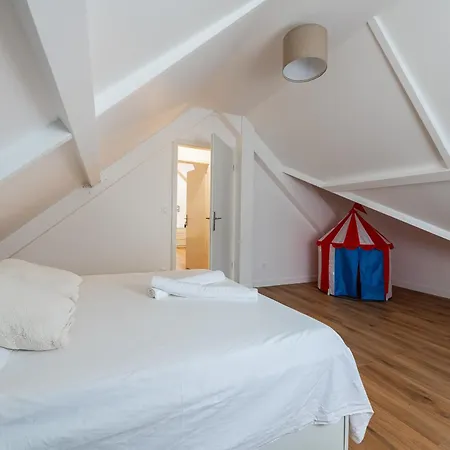 Lovely Appartement Proche Disney Vaires-sur-Marne Exterior photo