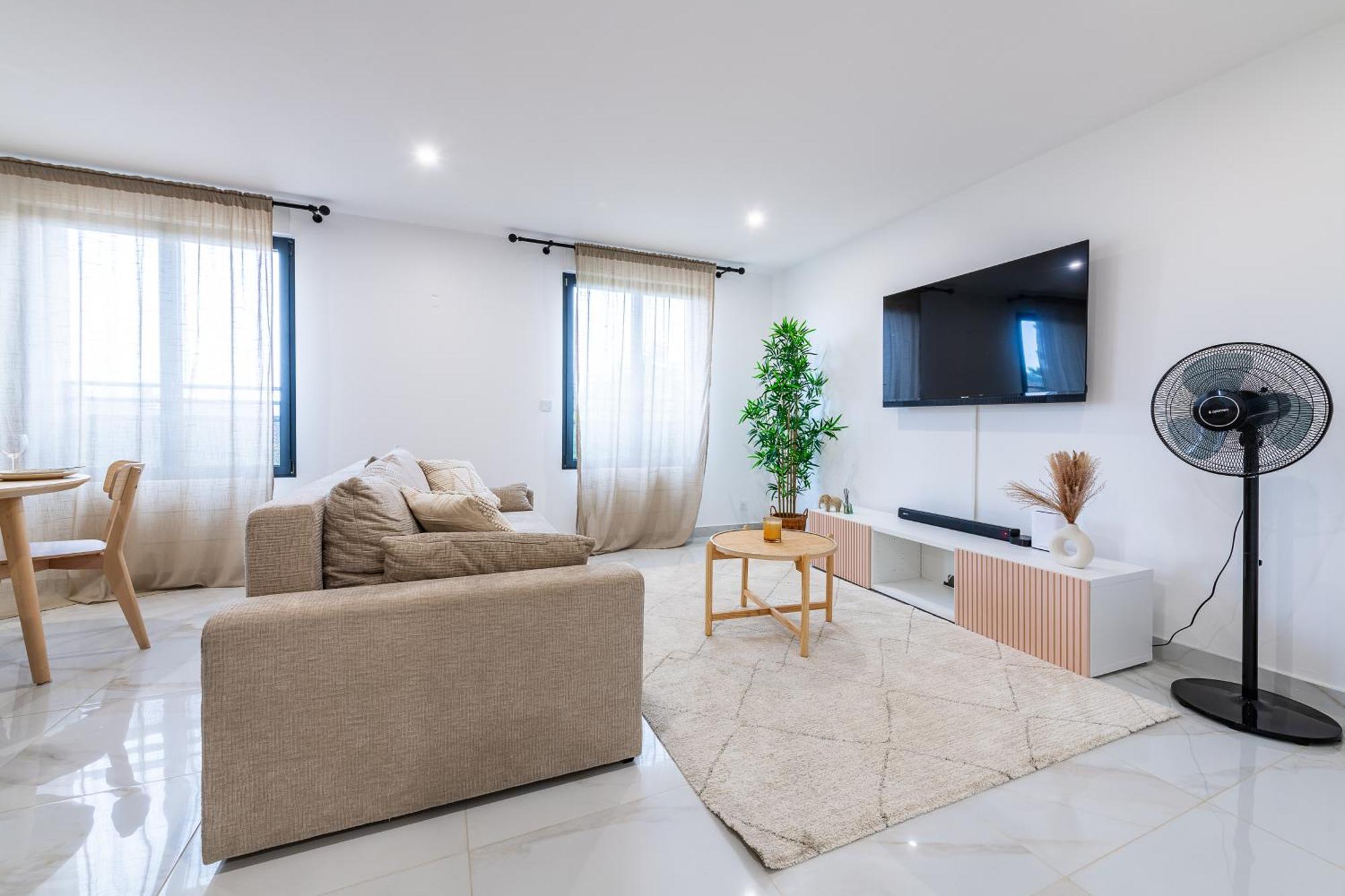Lovely Proche Apartment