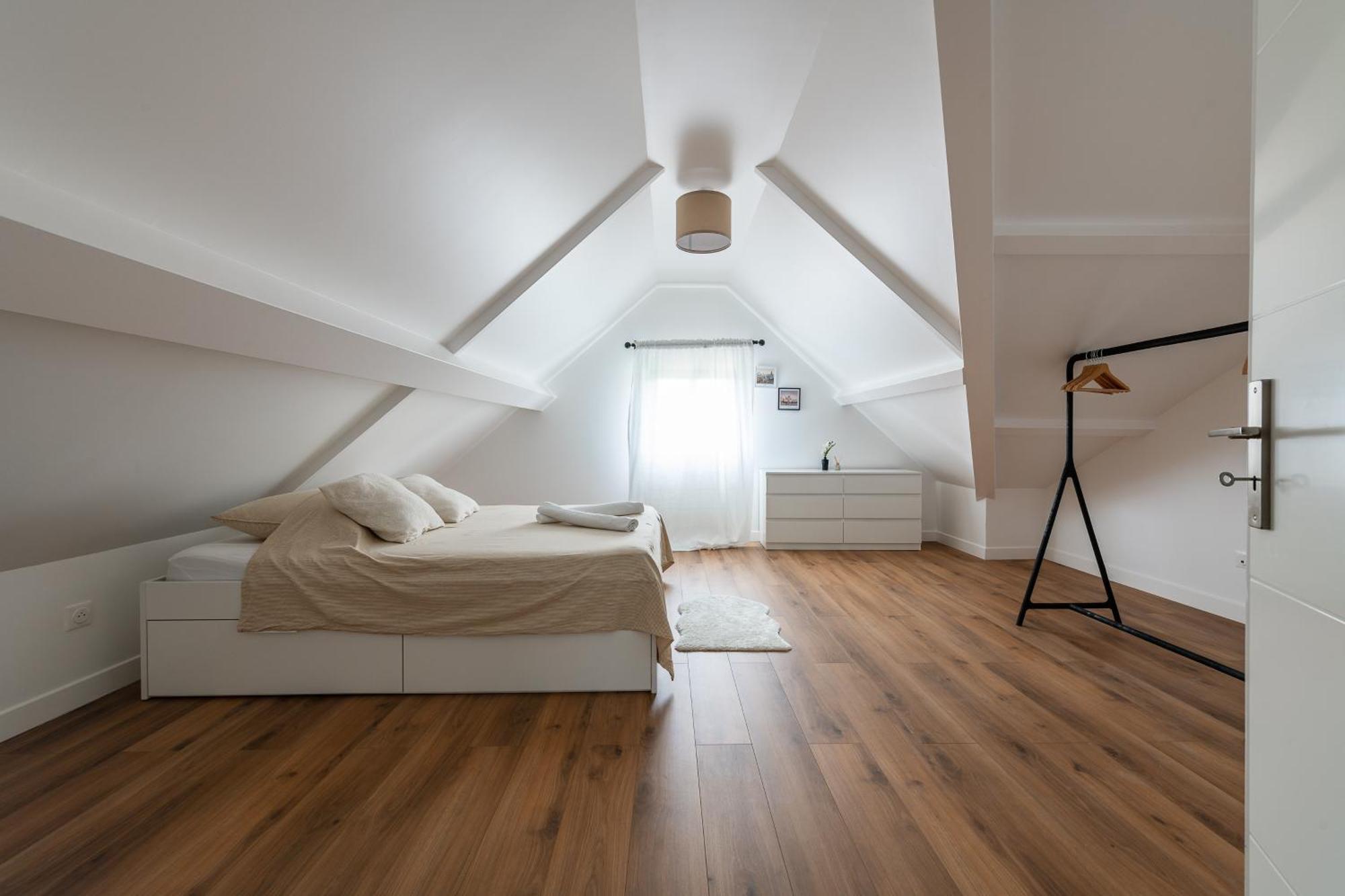Lovely Proche Apartment